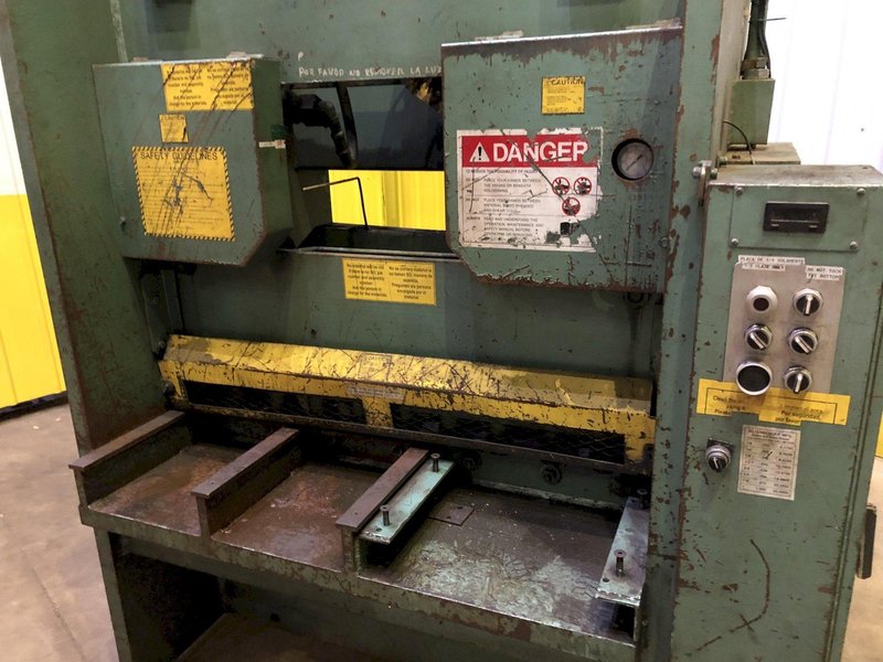 4" X 1/2" (1200mm x 12.7mm) BETENBENDER HYDRAULIC  SHEAR: Stock 14114