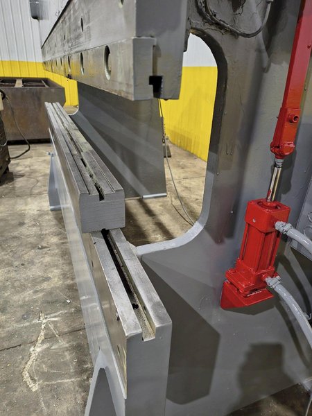 55 TON X 8' CHICAGO DREIS &amp; KRUMP MODEL #68B MECHANICAL PRESS BRAKE D&amp;K : YOBRO 26148