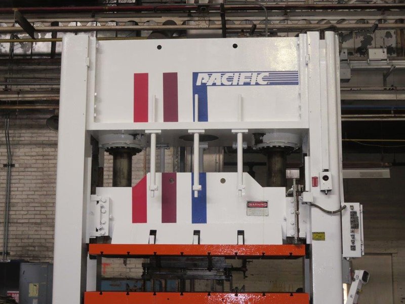 400 TON PACIFC 400D8-48 STRAIGHT SIDE HYDRAULIC PRESS. STOCK # 0422822