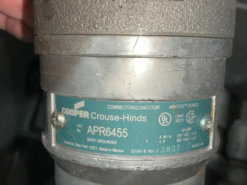 Crouse Hinds Arktite Plugs