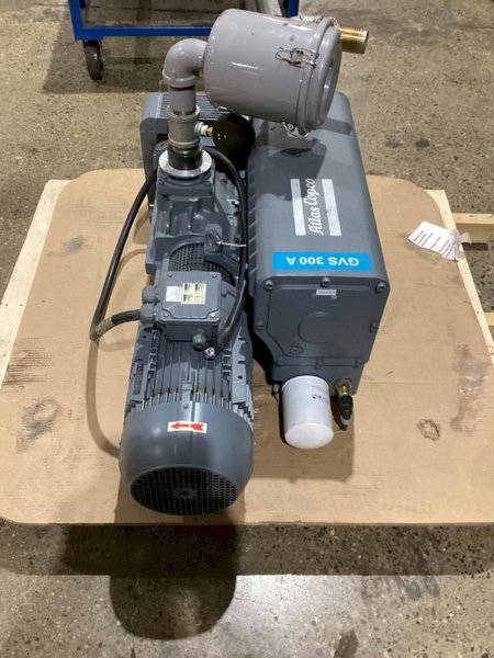 ATLAS COPCO GVS300A-3002615031 VACUUM PUMP WITH MOTOR USED, 2021