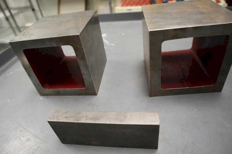 SPI Precision Ground Squares (2pcs) 2" x 2" x 2"- Auction Item