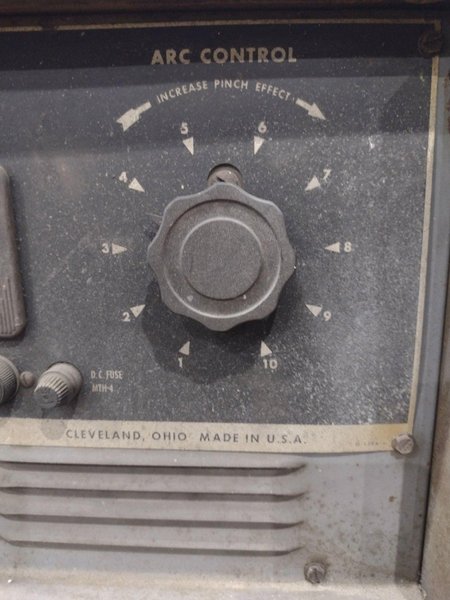 LINCOLN MODEL IDEALARC #R3S-600 WELDER POWER SUPPLY: STOCK# 23618