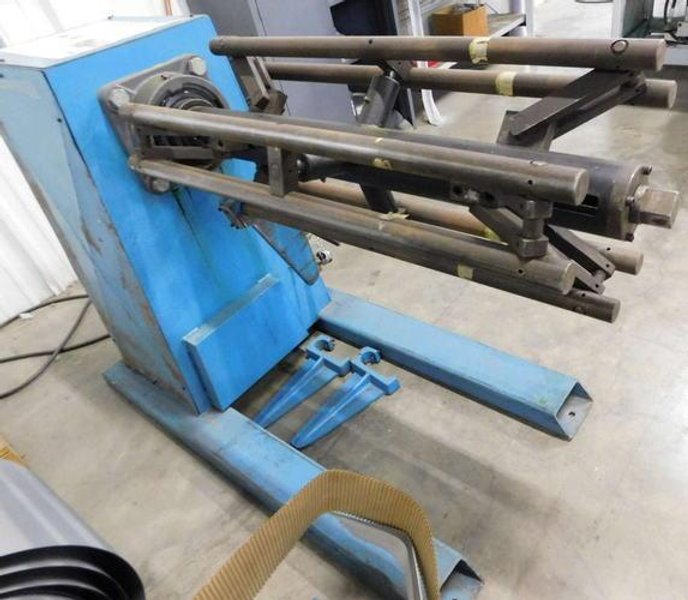4,000 Lb DURANT Model MD-403-MVS Motorized Uncoiler (14378)