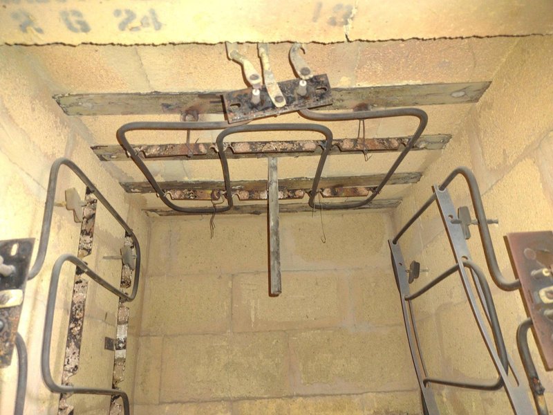 17" X 13" X 25" LINDBERG ELECTRIC FURNACE: STOCK #18853