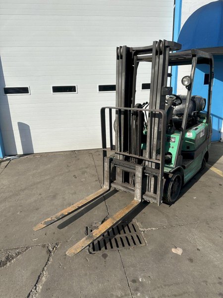 5000 LB MITSUBISHI LP FAS CHUSHION TIRE FORKLIFT: STOCK #77763
