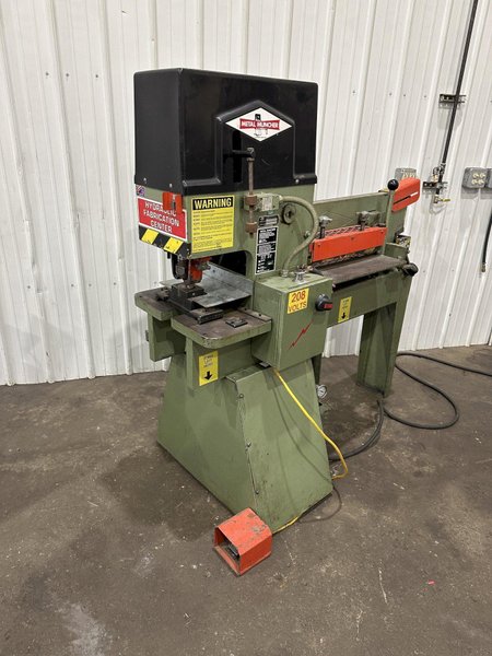 40 TON METAL MUNCHER HYRAULIC IRONWORKER: STOCK #77878