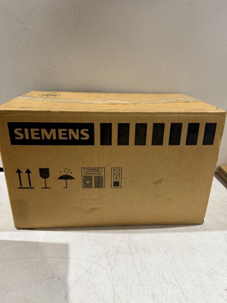 SIEMENS 1FK7063-5AF71-1FG5 SERVO MOTOR – NEW WITH BOX