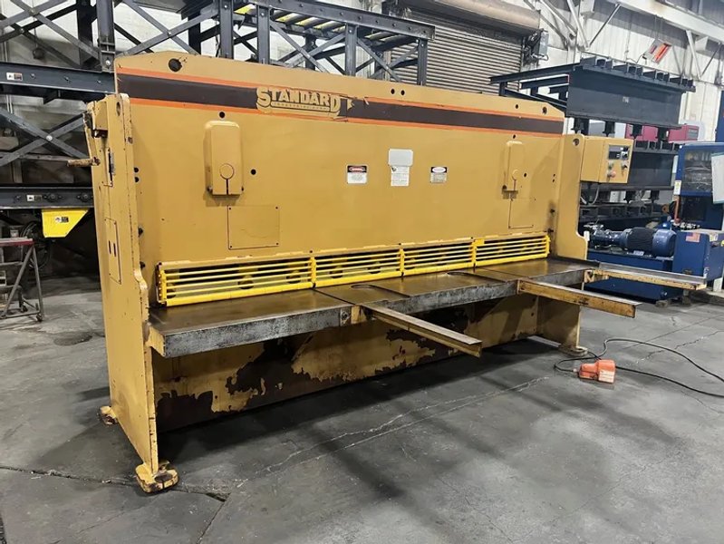 USED 2003 STANDARD 1/4" X 10' HYDRAULIC SHEAR MODEL CS250-10