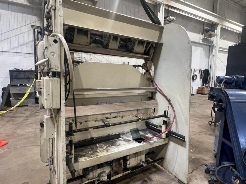 35 TON DI-ACRO MODEL 14-72 HYDRA-MECHANICAL POWER PRESS BRAKE