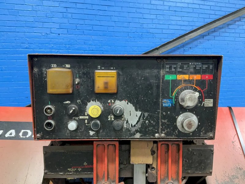 Amada 12” X 27.5” Horizontal Band Saw - Ha250w