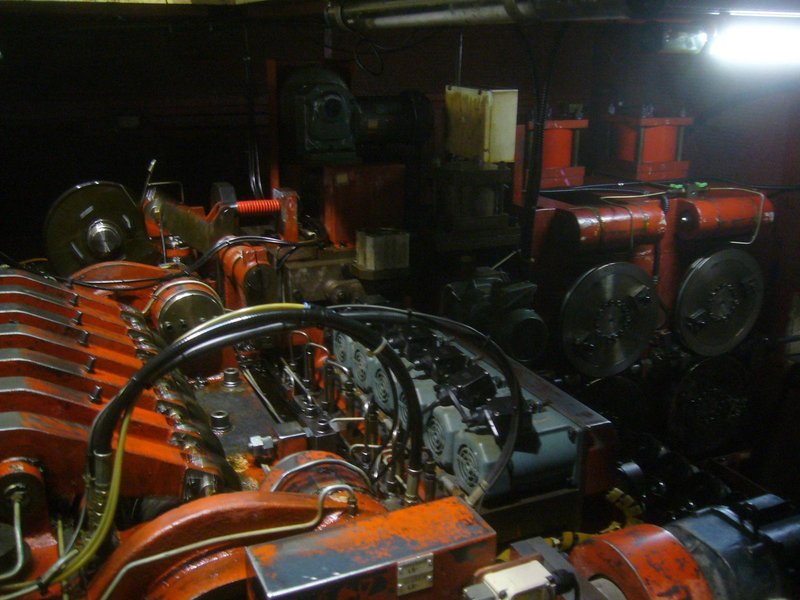 Asahi Sunac Model AF1815-6 Six Die Parts Forming Machine