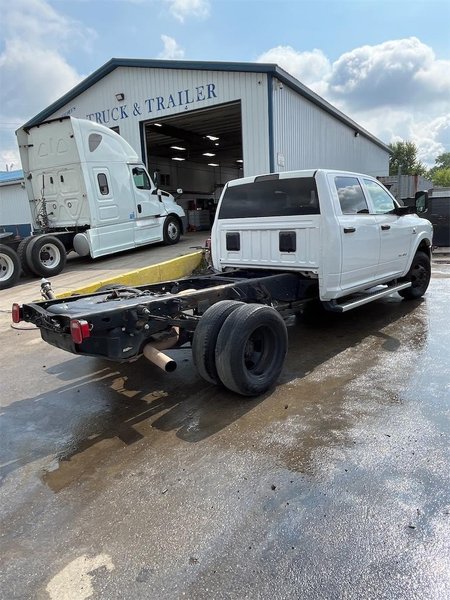 2022 Dodge RAM 3500 Crew Cab 3C7WRTCL2NG142122