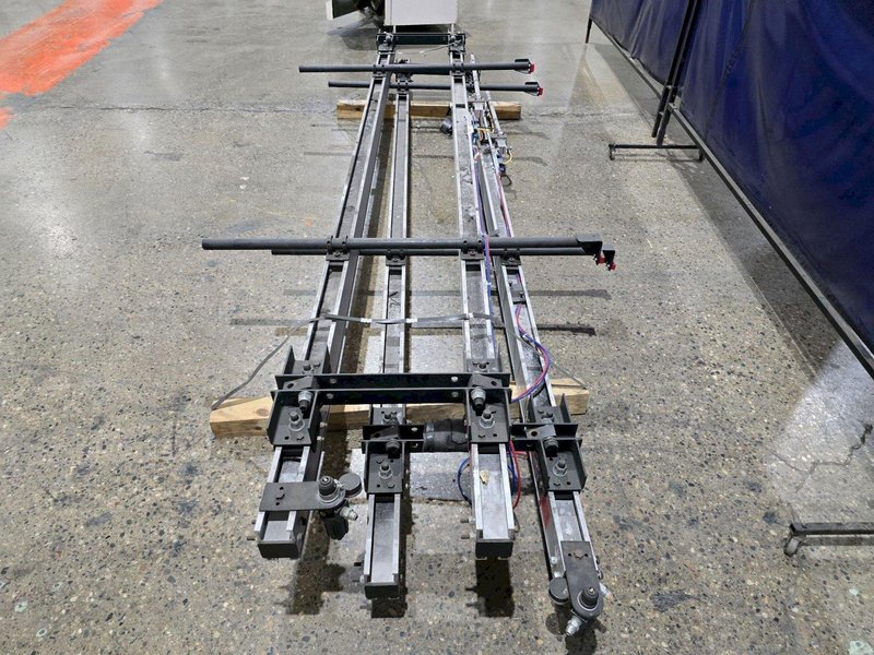 KNIGHT 4110 CHAIN HOIST LIFT TRACK 12′ 10″ 500 LB CAPACITY SET OF TWO USED
