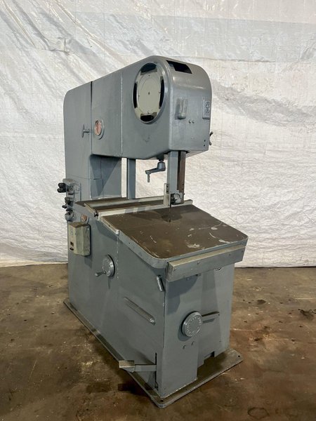 36" DOALL 3613-1 VERTICAL BANDSAW. STOCK # 0103922
