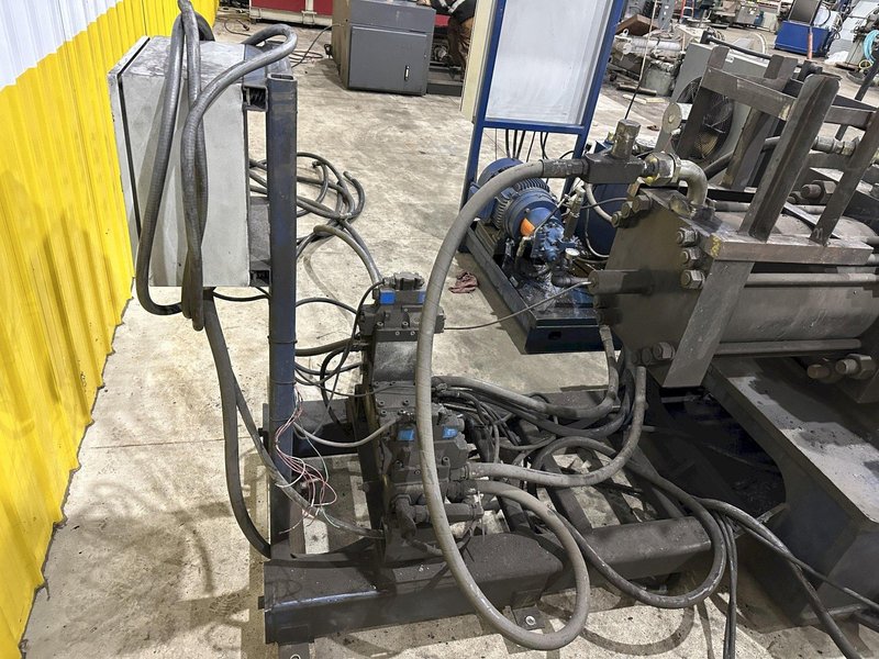 200 TON (2-3/8" TO 9-5/8") DIAMETER TRUE GRIT MODEL CT200 HYDRAULIC TUBE &amp; PIPE PUSH POINTER / END FORMER/ SWAGING PRESS: STOCK #22399