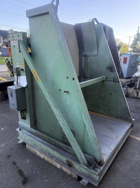 4000 LBS x 48" x 48" HERCULES IND MODEL HI-635 POWERED TILT DUMP HOPPER. STOCK # 1086026