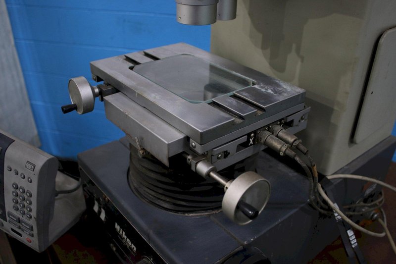 12" NIKON V-12 COMPARATOR: STOCK #75710