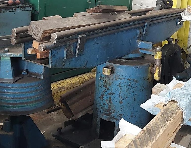 2 ARM TURNSTILE STOCK# 4098