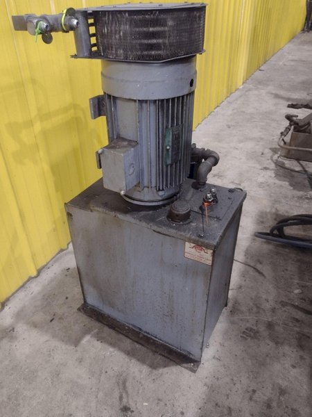 30" SWING SOUTHBEND HYDRAULIC JOURNAL / ROLL GRINDER: STOCK #22496