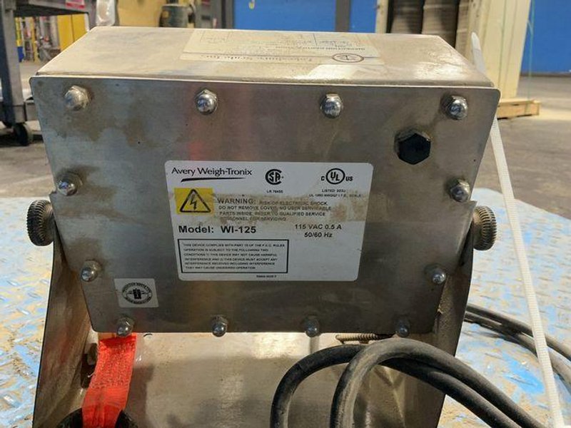 Avery Weigh-tronix 5000 Lbs Floor Scale - Dsl4848-05