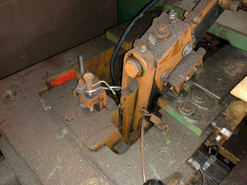 Hilgeland Model ME2VM Trimmer