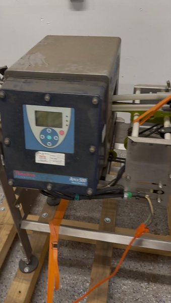 Thermo Scientific Apex 500 Metal Detector &amp; Ramsey Versa/81200 Checkweigher Combo, 2013