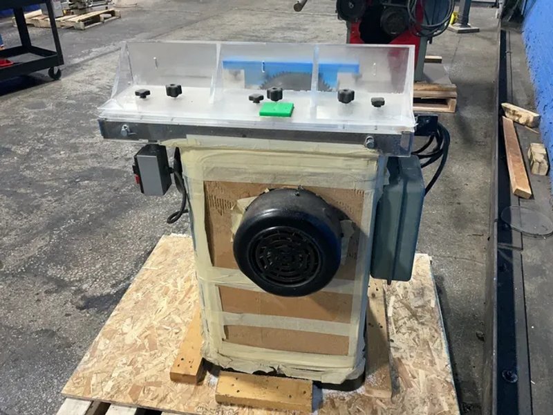 Delta  10" Table Saw  - 34-802f