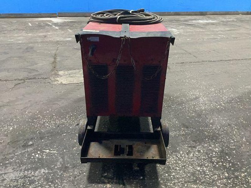 Lincoln Electric 600 Amps Welder - Idealarc Dc-600