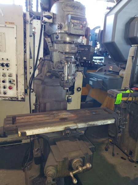 2 HP BRIDGEPORT SERIES 1 VARIABLE SPEED VERTICAL MILL. STOCK # 0106823