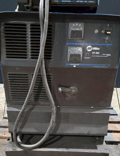 MILLER CP-302 MIG WELDER WITH 60 SERIES 24V WIRE FEEDER USED