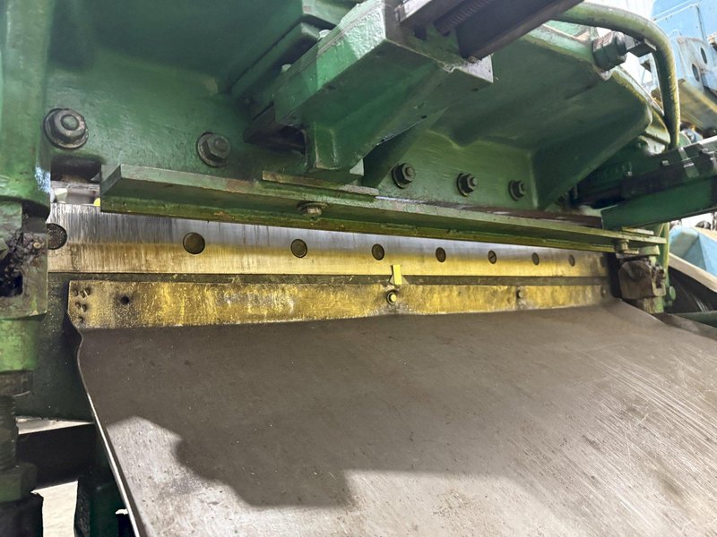 4' X 10 GA WYSONG MODEL #1048 P21 10 GAUGE X 48" MECHANICAL POWER SQUARING SHEAR: YOBRO #26147