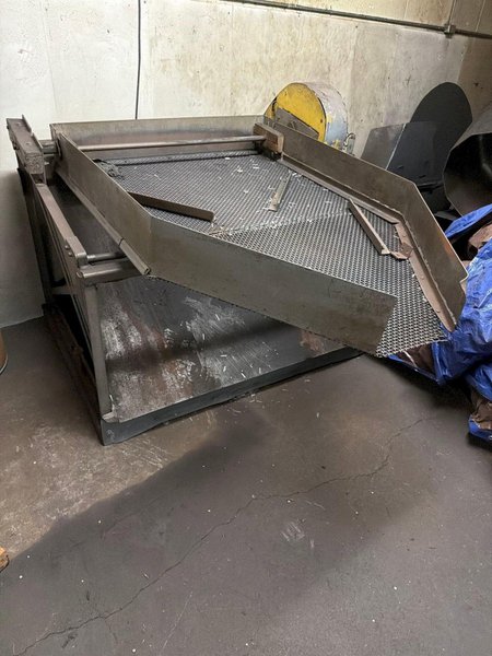 BAIRD MODEL 2-H ROTARY DRUM BARRELL TUMBLER WITH DUMP OUT TABLE: YOBRO #26386