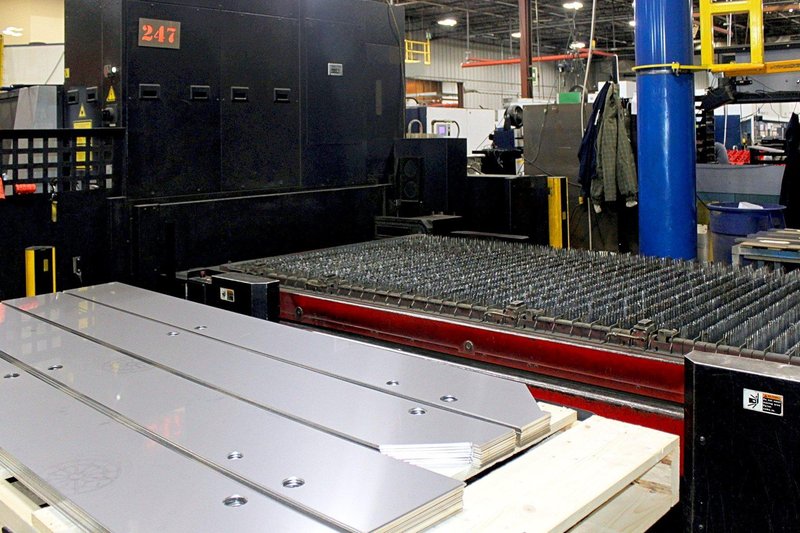 Amada Ensis 3015 AJ 9KW Fiber