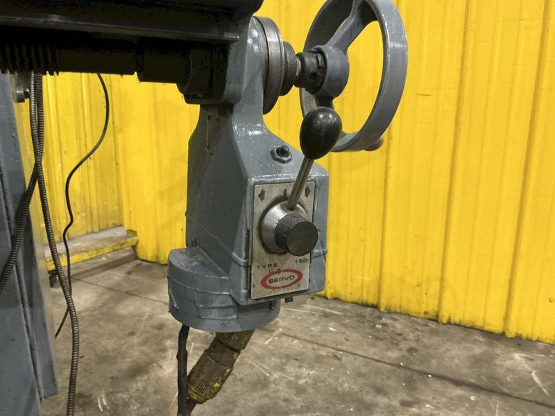 2 HP X 9" X 42" BRIDEPORT SERIES I VERTICAL RAM TYPE KNEE MILL DRO POWER FEEDS VARIABLE DRIVE: YOBRO #24264