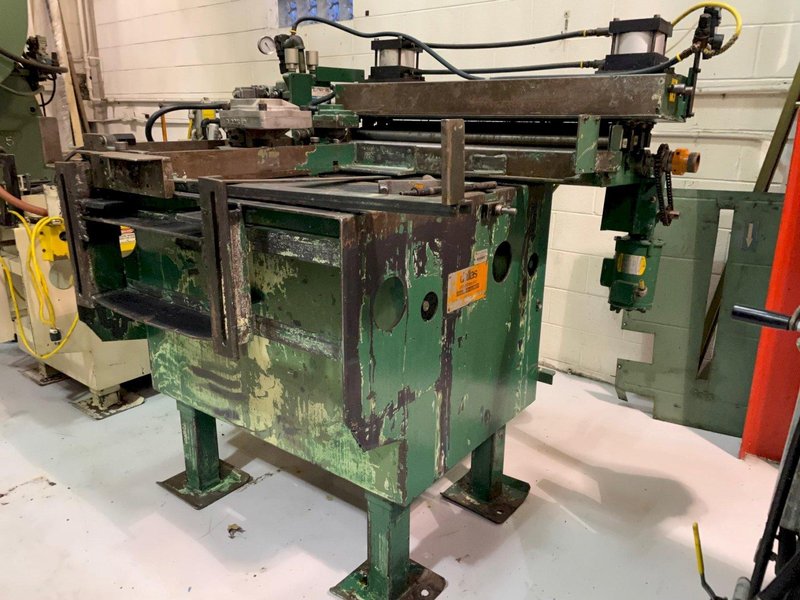 36" x 18" Dallas Industries Coil Air Feed with Straightener