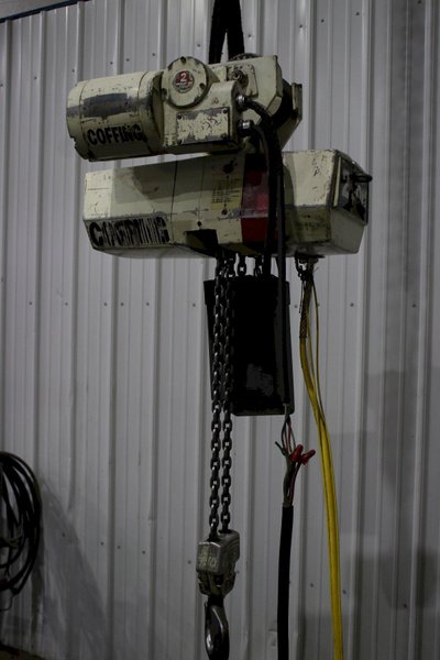 2 TON C&amp;M ELECTRIC CHAIN HOISTWITH POWER TROLLEY : STOCK #75807