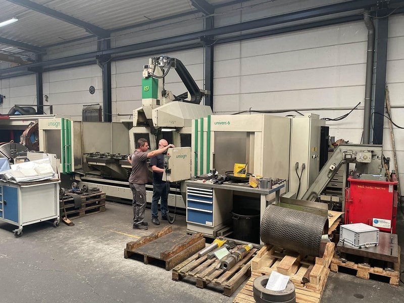 Unisign - X: 4000 - Y: 800 - Z: 600 mm CNC