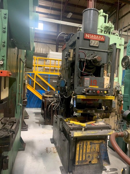 75 Ton NIAGARA E75, Used Mechanical Metal Stamping Gap Frame Press For Sale, Good Running Press!