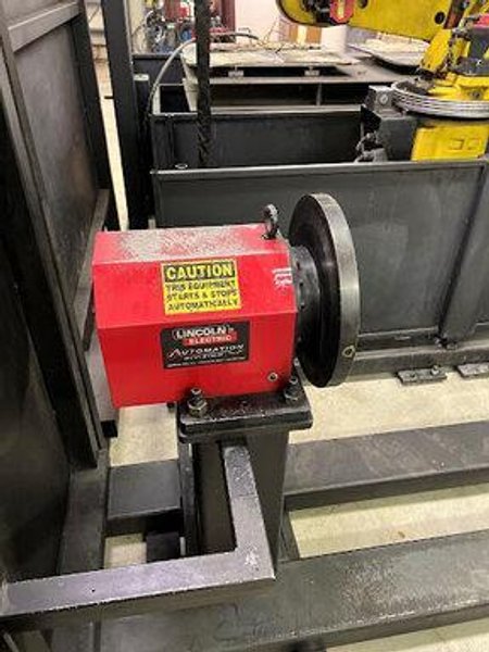 Lincoln Electric Dual Zone Weld Cell, Head and Tailstock, Fixed Table, Rj3iB Control, ArcMate 120iB