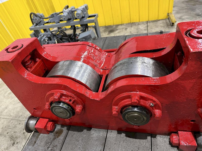 400 TON X 30' DRILCO TRAVELING HEAD HYDRAULIC STRAIGHTENING PRESS: STOCK #24953