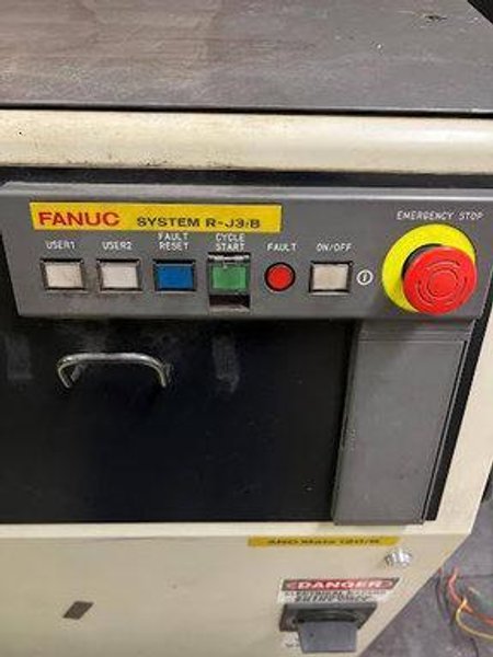 Lincoln Electric Dual Zone Weld Cell, Head and Tailstock, Fixed Table, Rj3iB Control, ArcMate 120iB