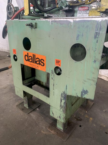 12" X .125" DALLAS INDUSTRIES MODEL D200 AIR FEEDER/STRAIGHTENER. STOCK # 0738321