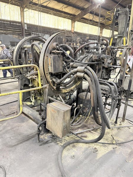 Shalco model u180 shell core machine with gun drilled heater plates, (no sand feed hopper)