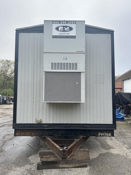 2008 MICHIANA MEN'S &amp; WOMEN'S PORTABLE BATHROOM TRAILER: STOCK #23097