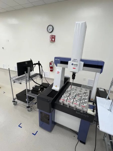 2004 MITUTOYO CRYSTA APEX C574 | Coordinate Measuring Machines