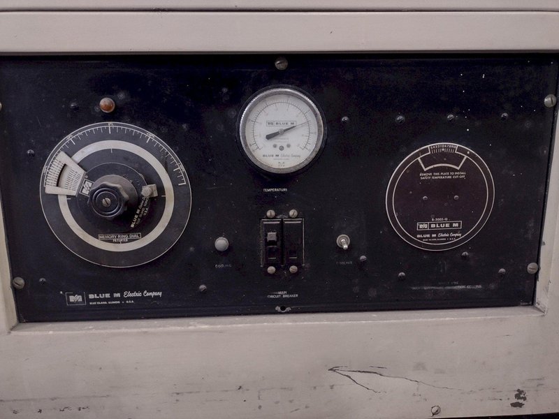 -120 DEGREE BLUE-M MODEL #B3005-Q ENVIRONMENTAL CHAMBER: STOCK 17356