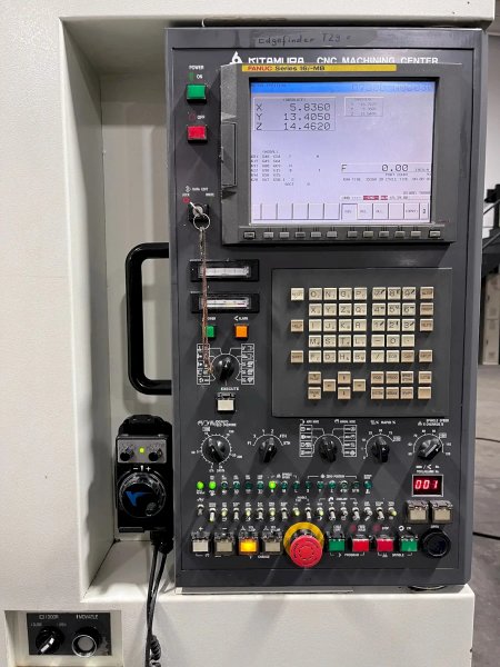 Kitamura MyCenter 3XiF Spark Changer CNC Vertical Mill