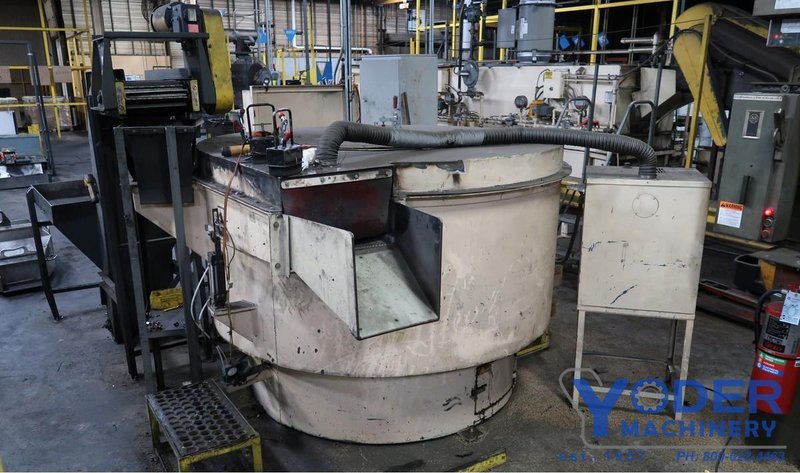 24 CUBIC FT GIANT GB-24DHW VIBRATORY COB DRYER: STOCK #77690