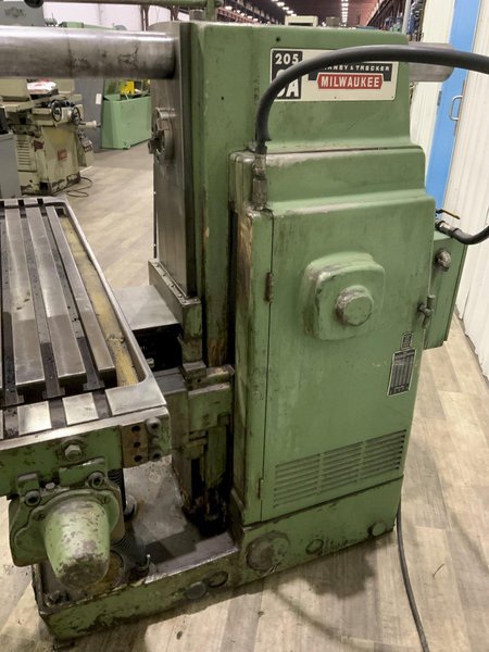 #2 KEARNEY &amp; TRECKER MODEL 205 SA HORIZONTAL MILL: STOCK # 72819